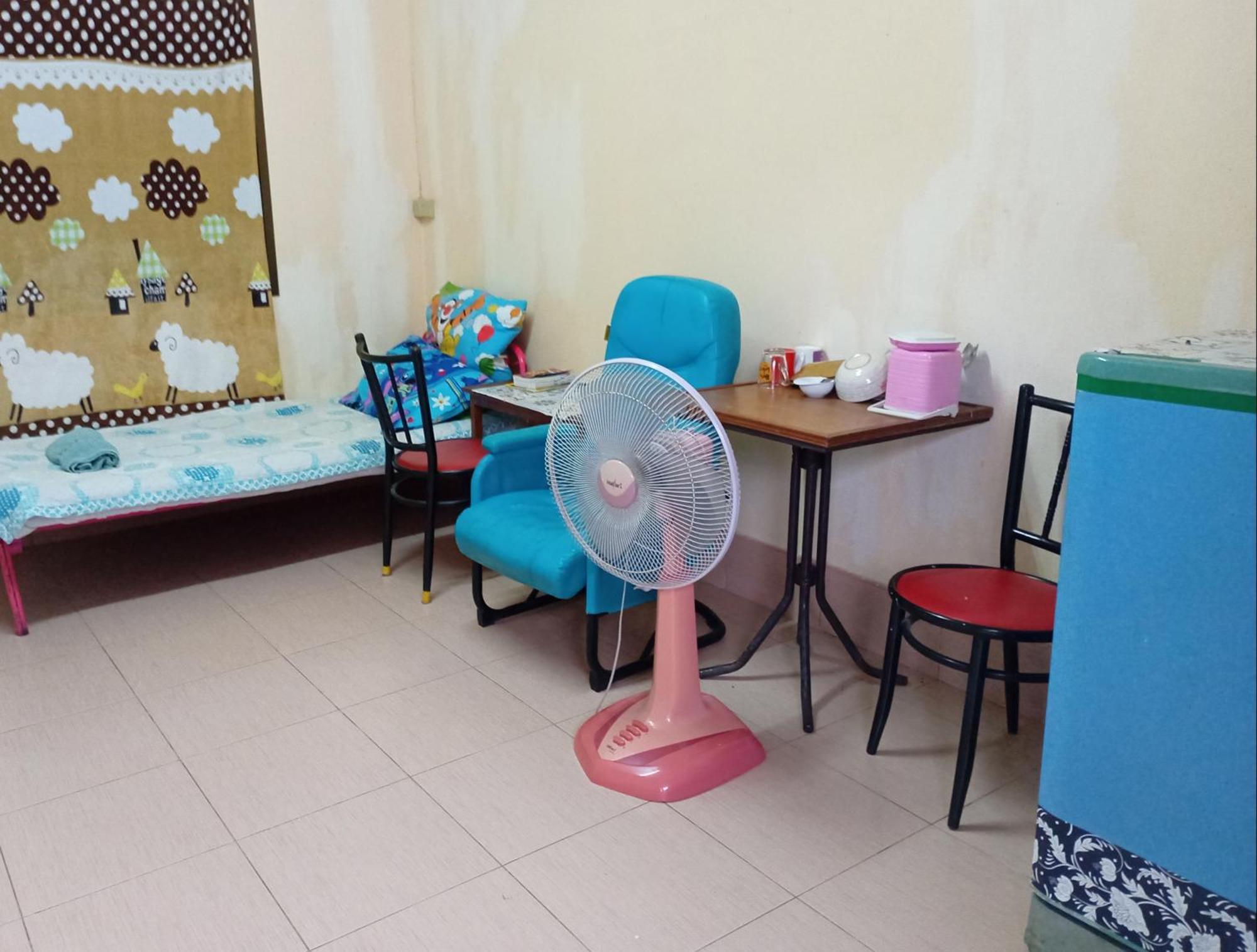 Np Guesthouse Трат Экстерьер фото